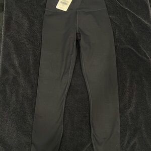 Fabletics Define Ultra High-Waisted Black 7/8 Leggings